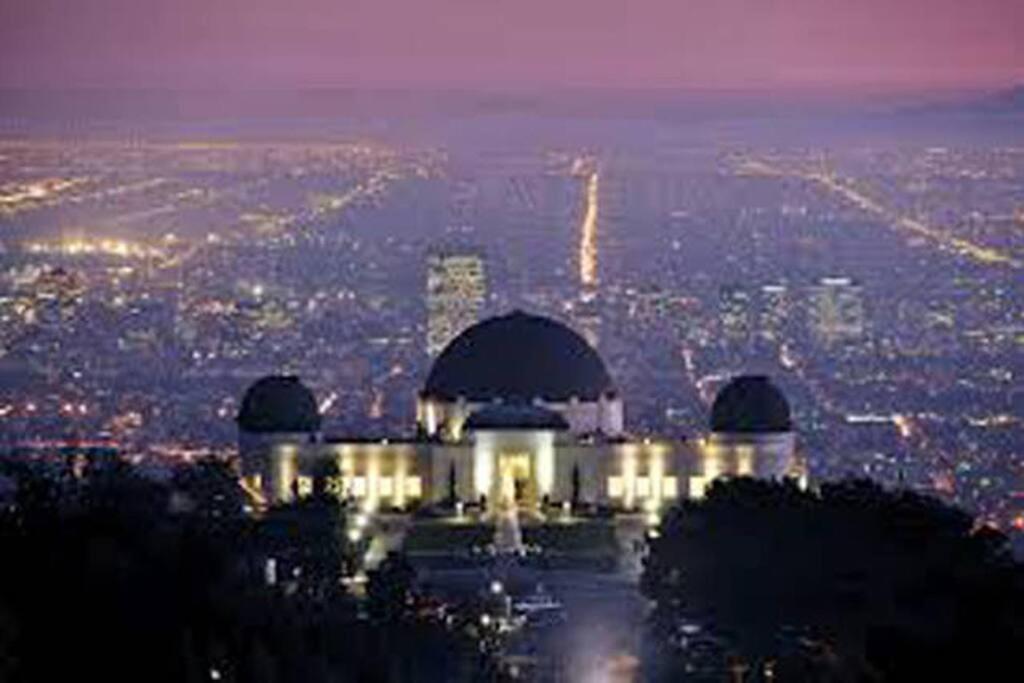 Appartamento Hollywood Business *
